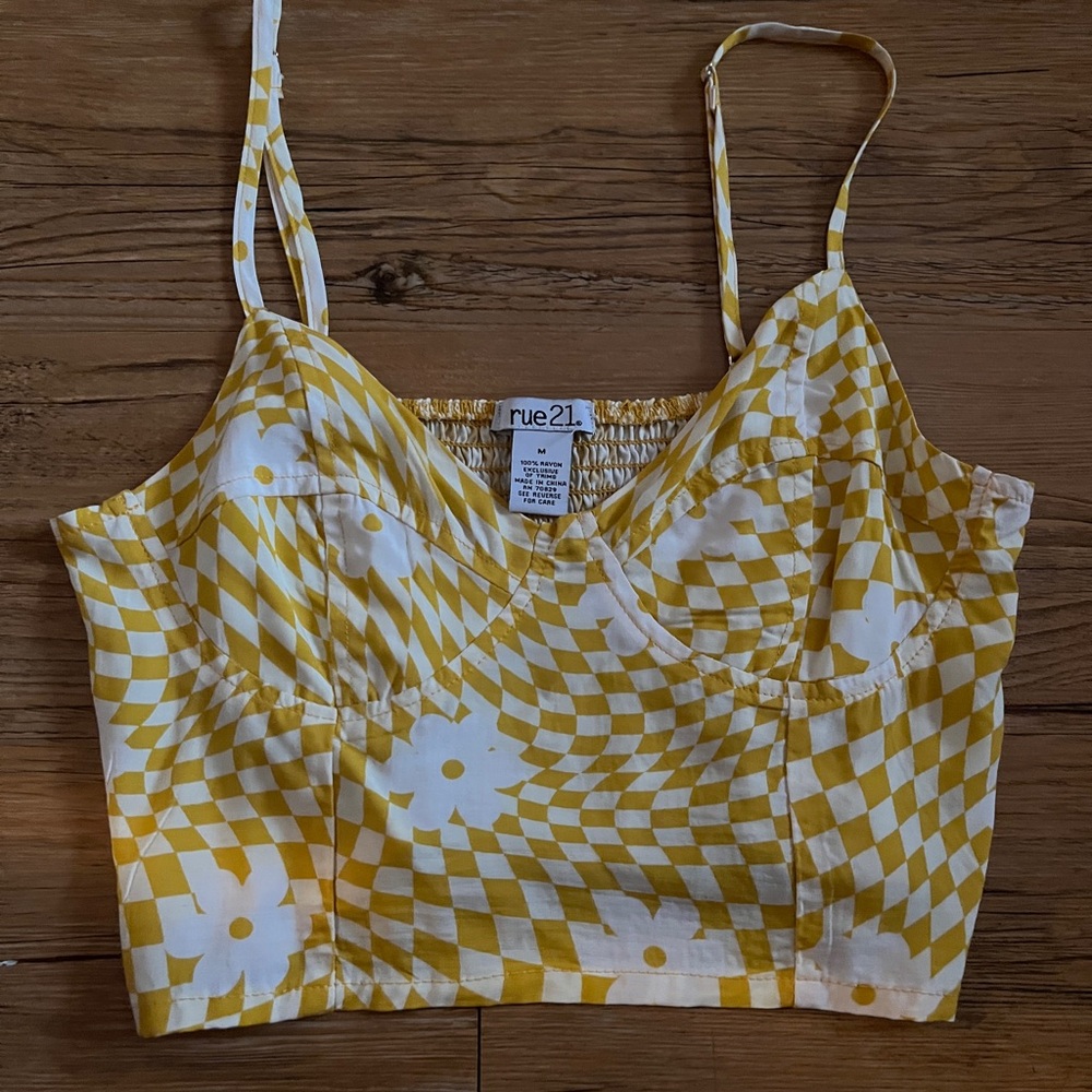 Rue21 Yellow and White Sleeveless Crop Camisole